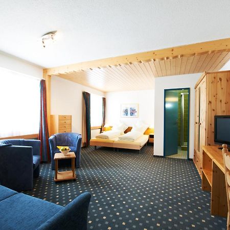 Typically Swiss Hotel Ermitage คันเดอร์ชเตค ภายนอก รูปภาพ