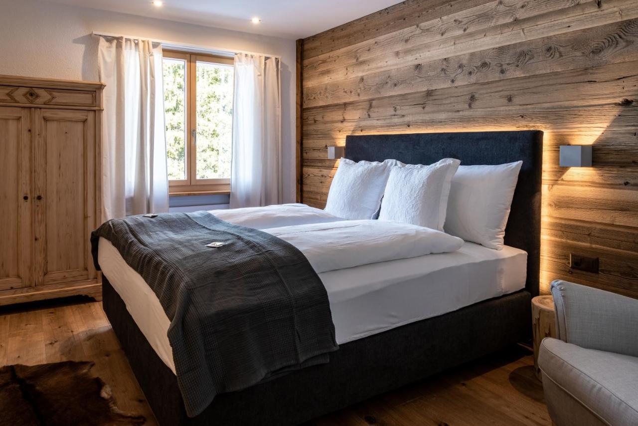 Typically Swiss Hotel Ermitage คันเดอร์ชเตค ภายนอก รูปภาพ