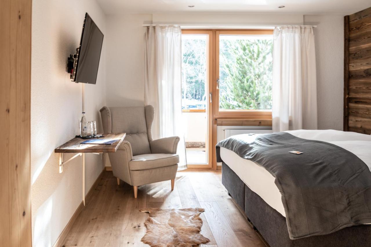 Typically Swiss Hotel Ermitage คันเดอร์ชเตค ภายนอก รูปภาพ