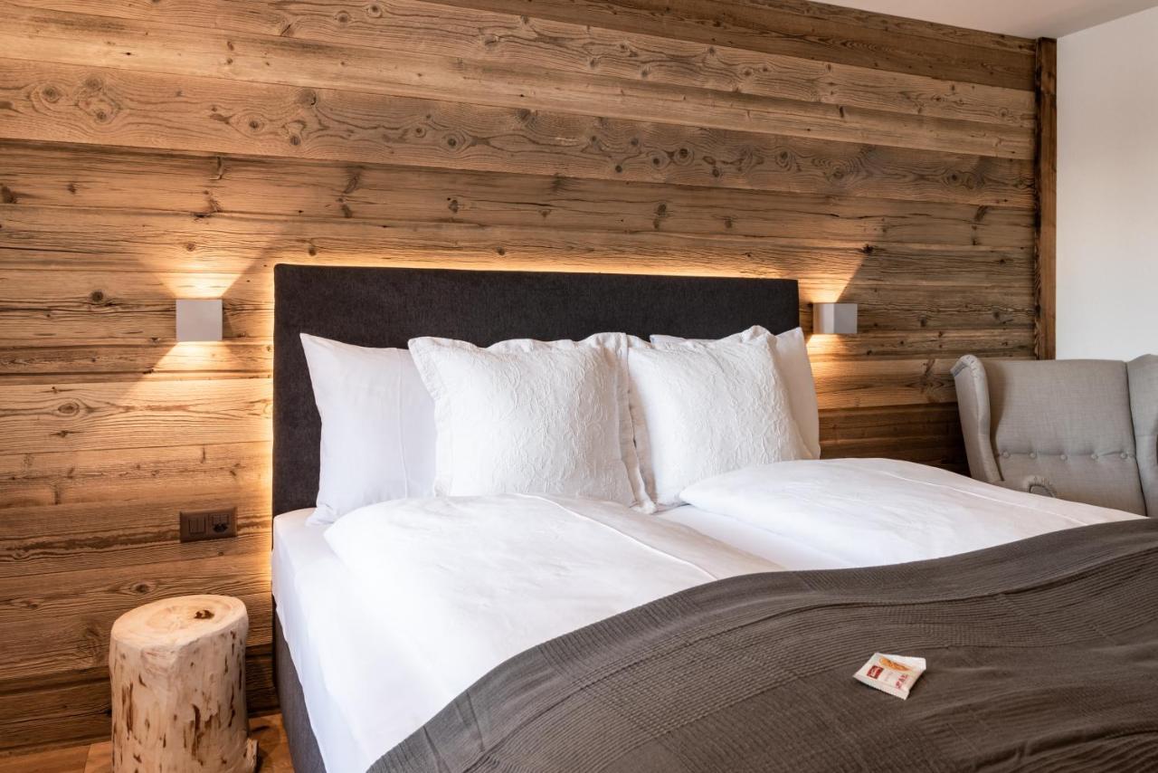 Typically Swiss Hotel Ermitage คันเดอร์ชเตค ภายนอก รูปภาพ