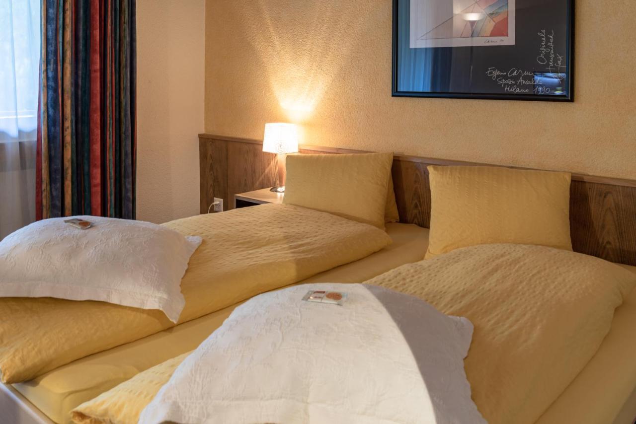 Typically Swiss Hotel Ermitage คันเดอร์ชเตค ภายนอก รูปภาพ