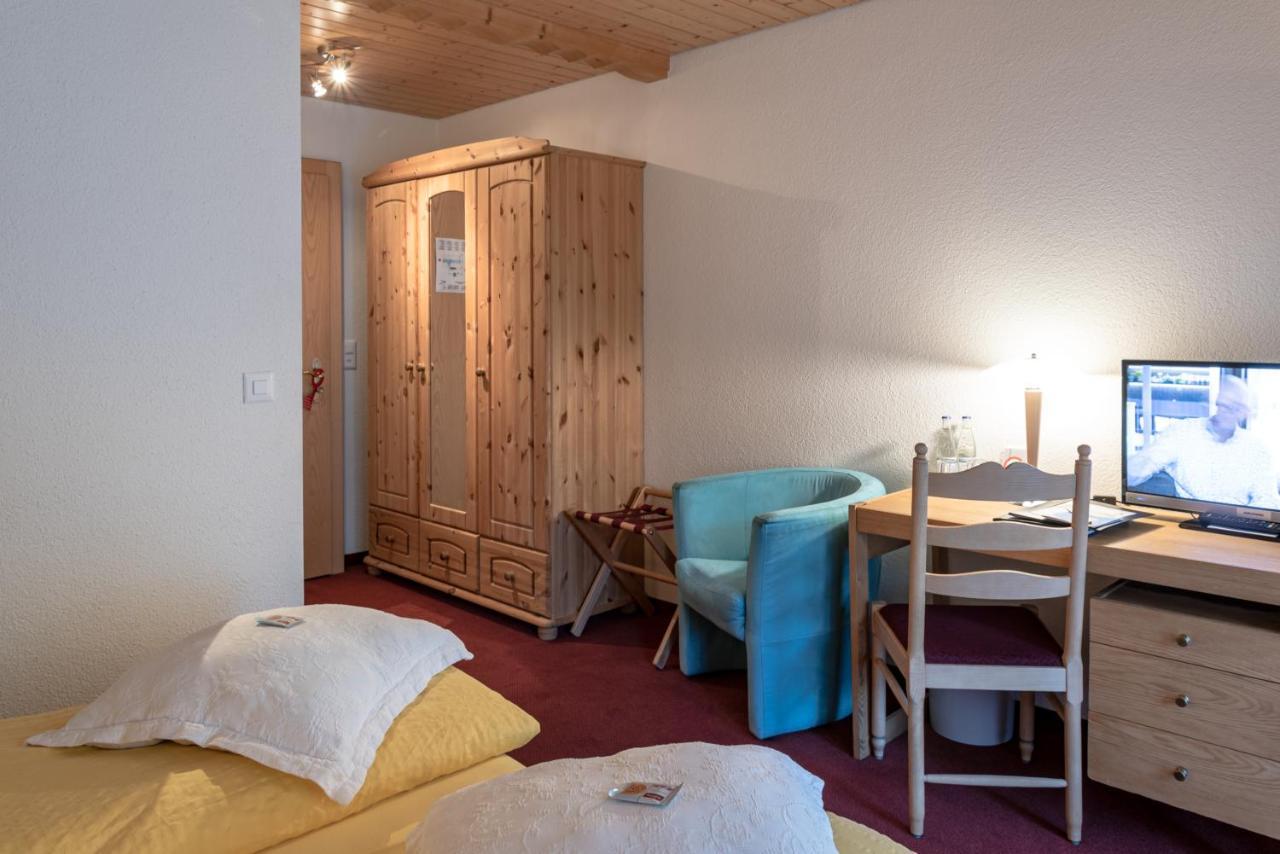 Typically Swiss Hotel Ermitage คันเดอร์ชเตค ภายนอก รูปภาพ